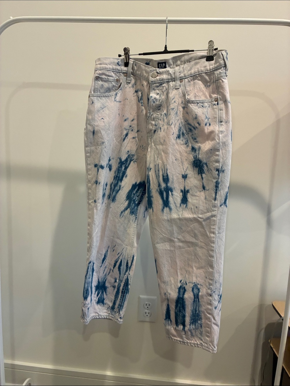 GAP Women’s tie dye jeans